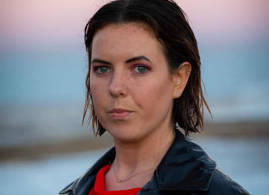 Fragment din romanul „Sub punte“ de Sophie Hardcastle